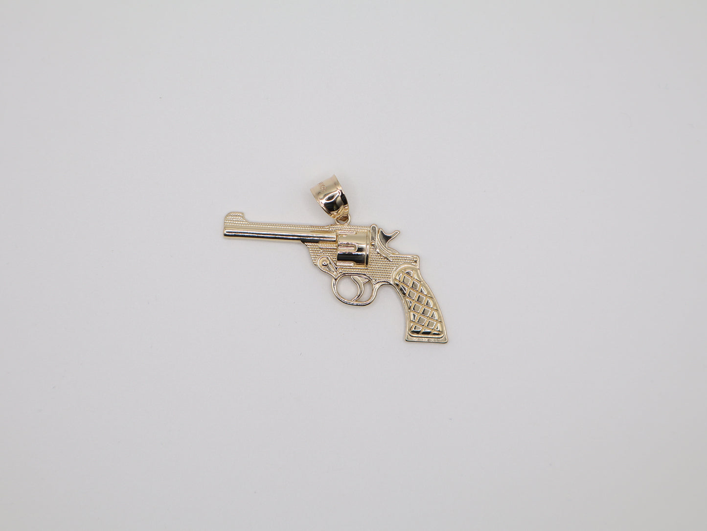 5.3g 1.12in, 55mm Revolver Pendant
