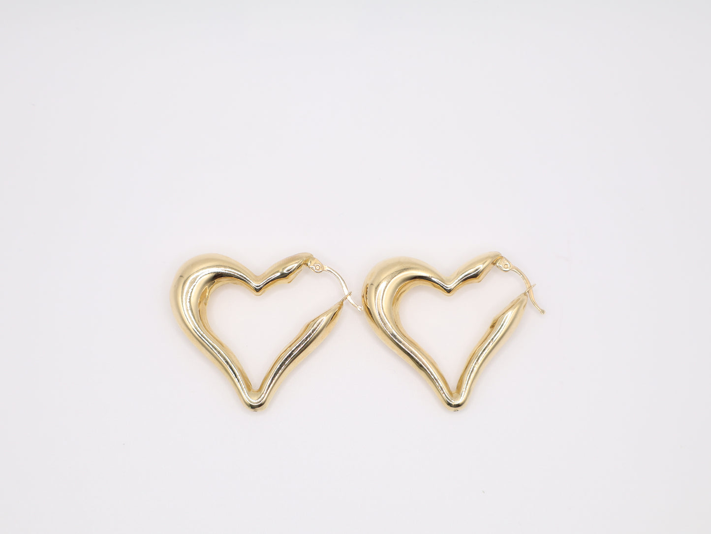 1.5" 8.5mm Heart Shaped Earings