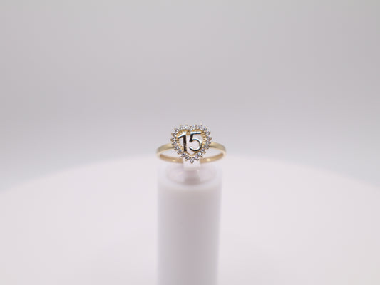 2.1g Size 8.5, 1.88mm Quinceañera Ring W/ White Stones