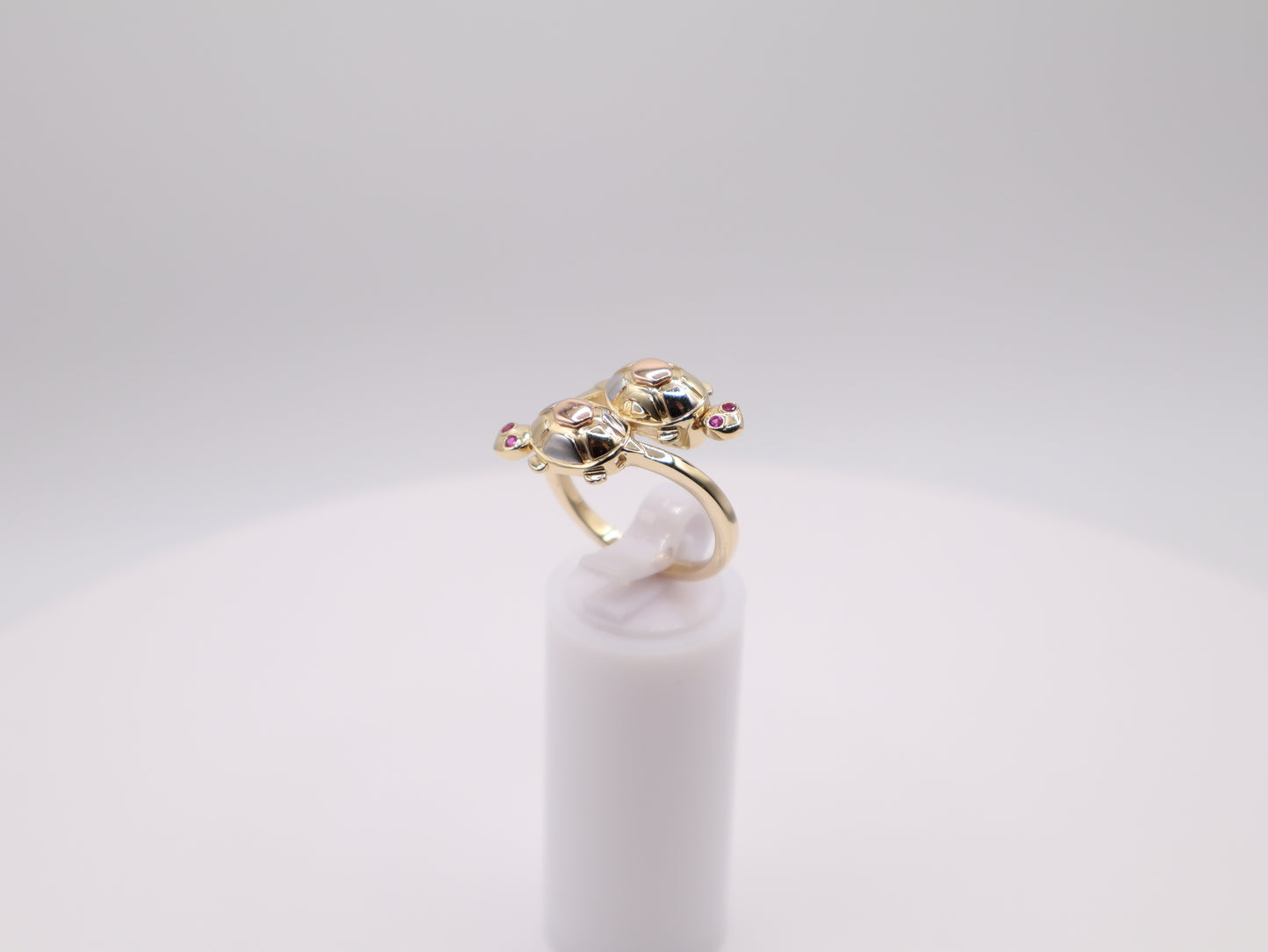 5.7g Size 8, 2.06mm Tri-Color Double Turtle Ring