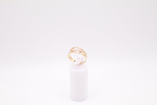 Size 8, 2mm Lucky Charm Ring