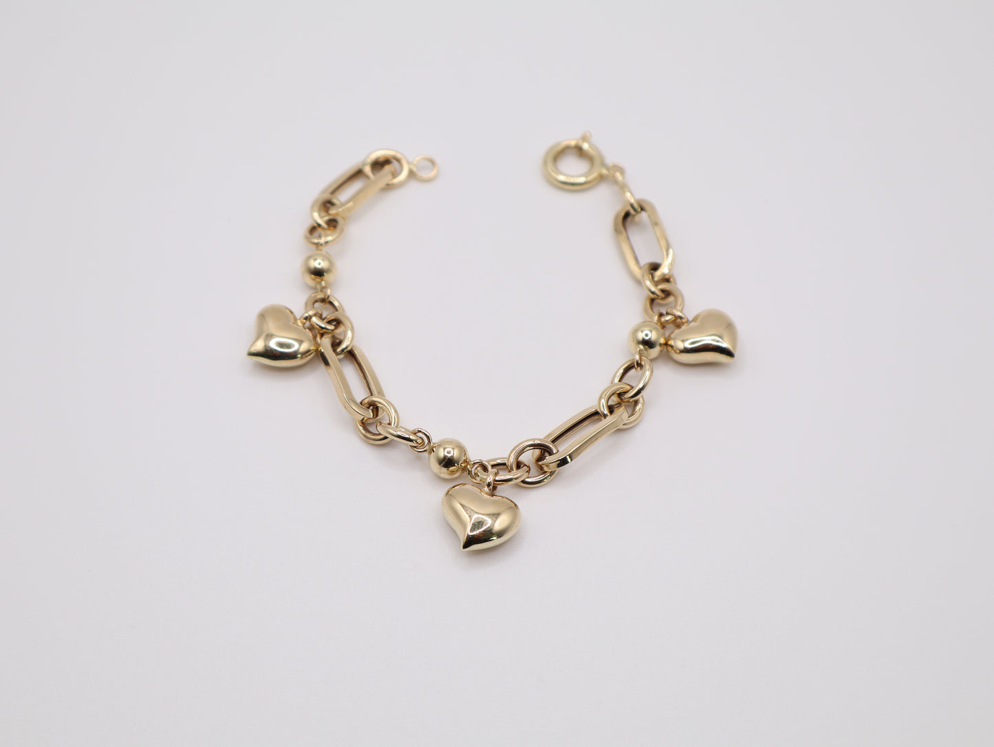 8.9g, 7in, 8.02mm Heart Bracelet