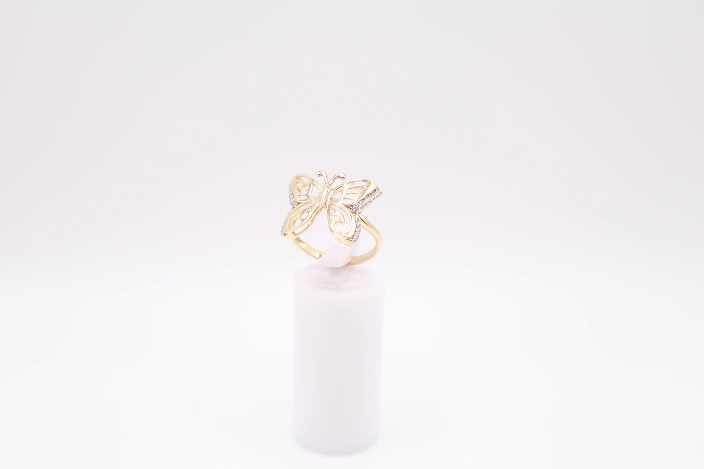 Size 8, 2.1mm Butterfly Ring