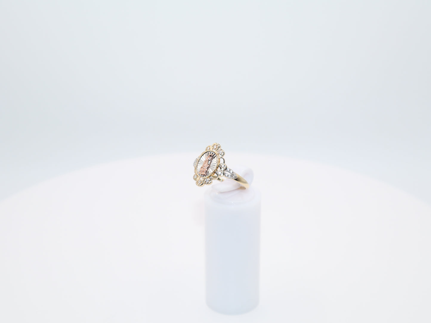 2.2g Size 8.25, 1.38mm Religious Ring