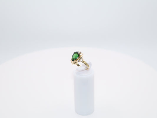 2.4g Size 7, 2.1mm Stone Ring