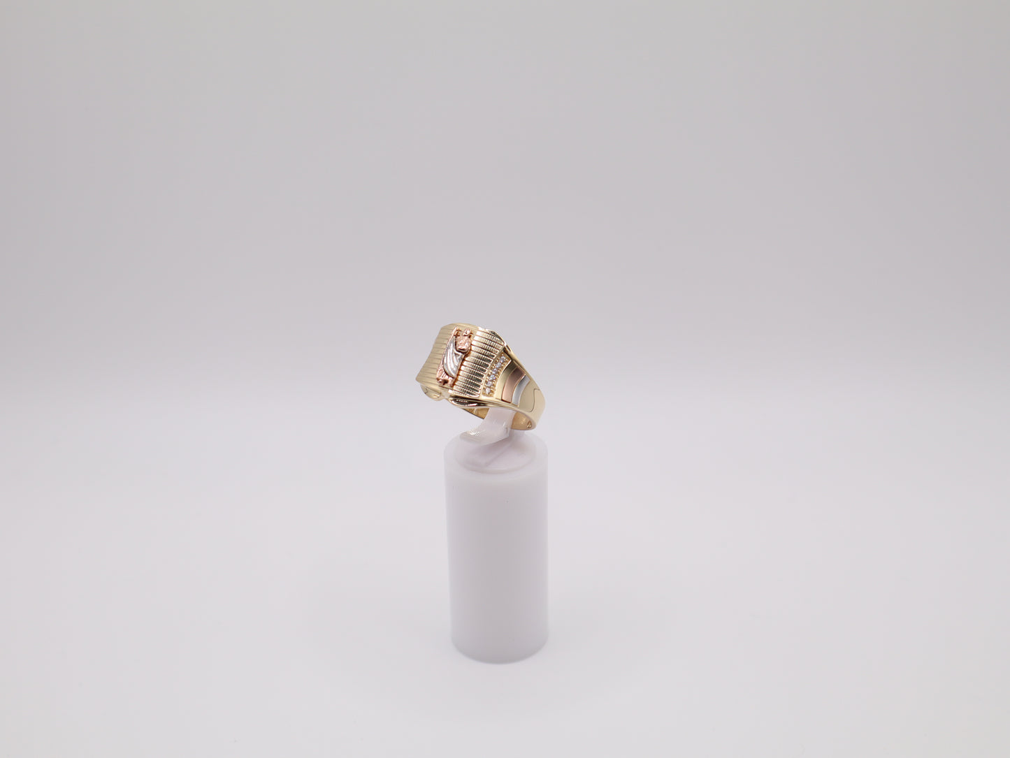 6.8g Size 11, 4.3mm Tri-Color Saint Jude Ring