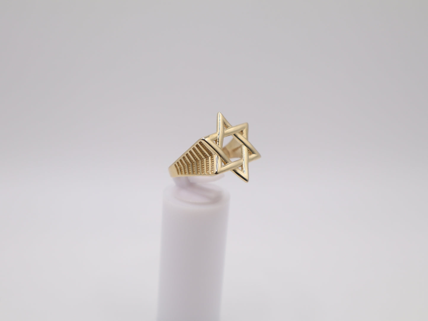 5.9g, 10.75 Ring Size, 3.22mm Star of David Ring