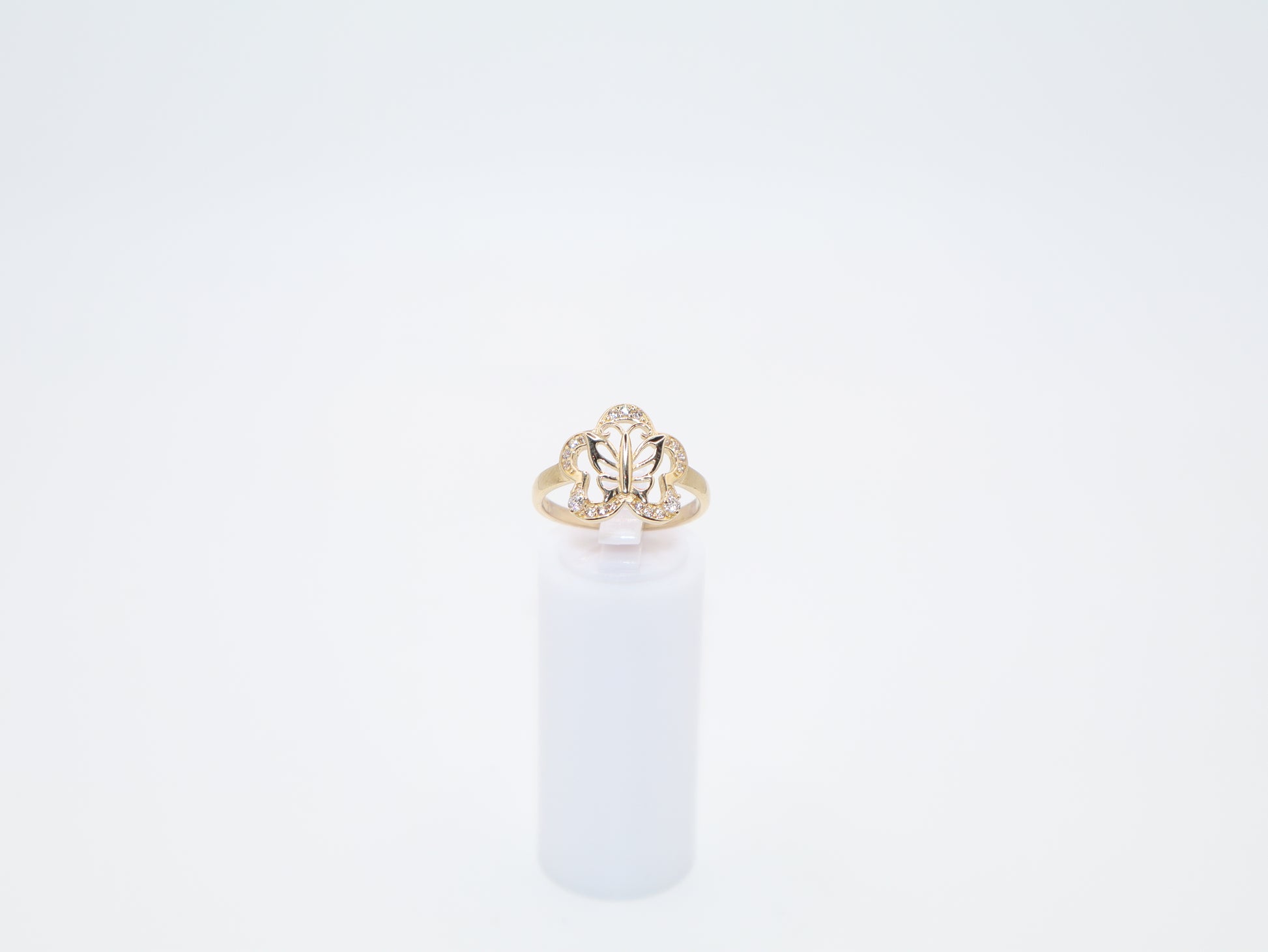2.8g Size 7.75, 2.03mm Butterfly Ring