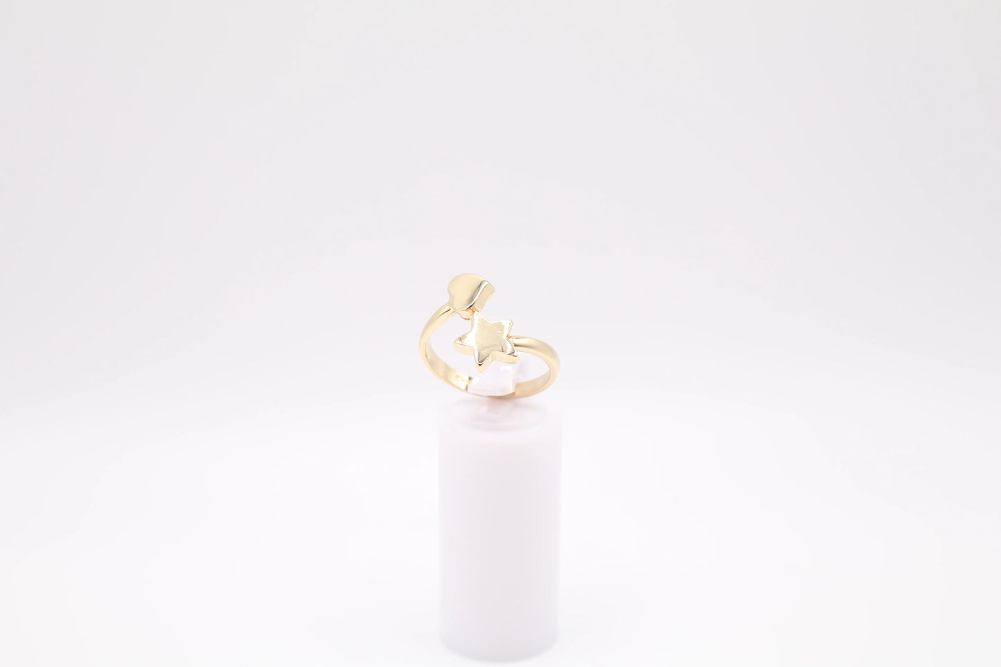 Size 8.5, 2.3mm Star-Heart Ring