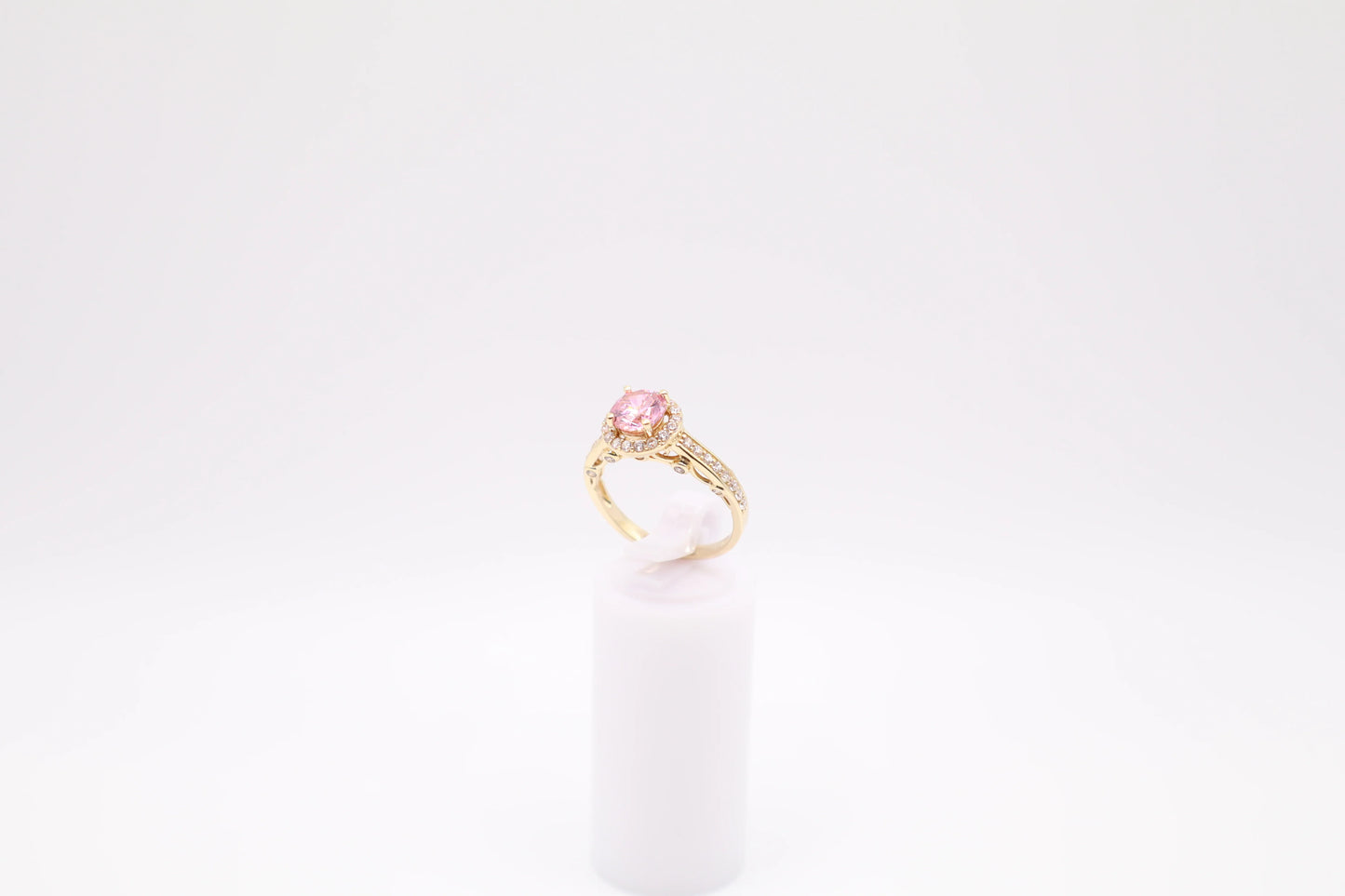 Size 7, 2.1mm Pink Stone Ring
