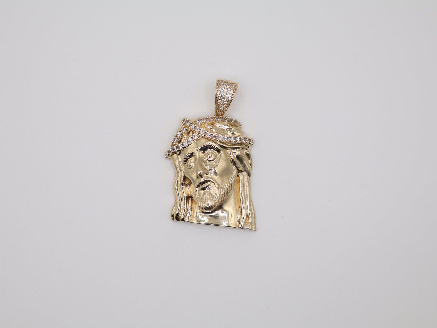 15.5g 2in, 32mm Christ Pendant