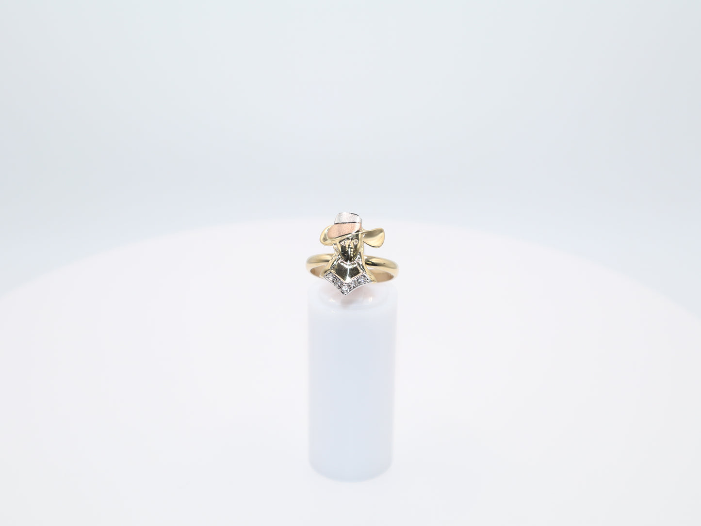 3.8g Size 7.5, 3.18mm Contemporary Ring
