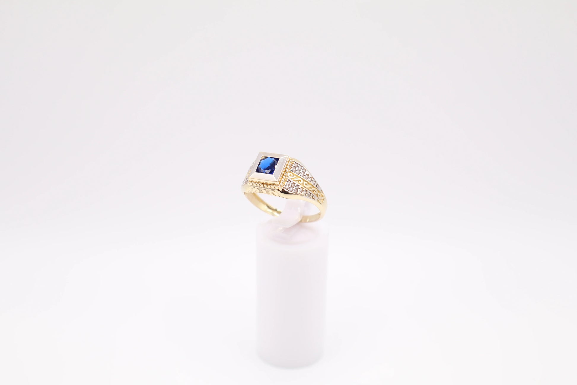 Size 11, 2.9mm Blue Stone Ring
