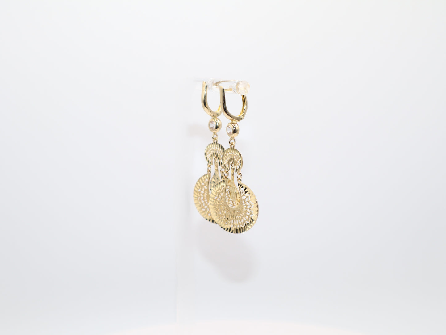 5.8g 2in, Filigree Fan Chandelier Leverback Earrings