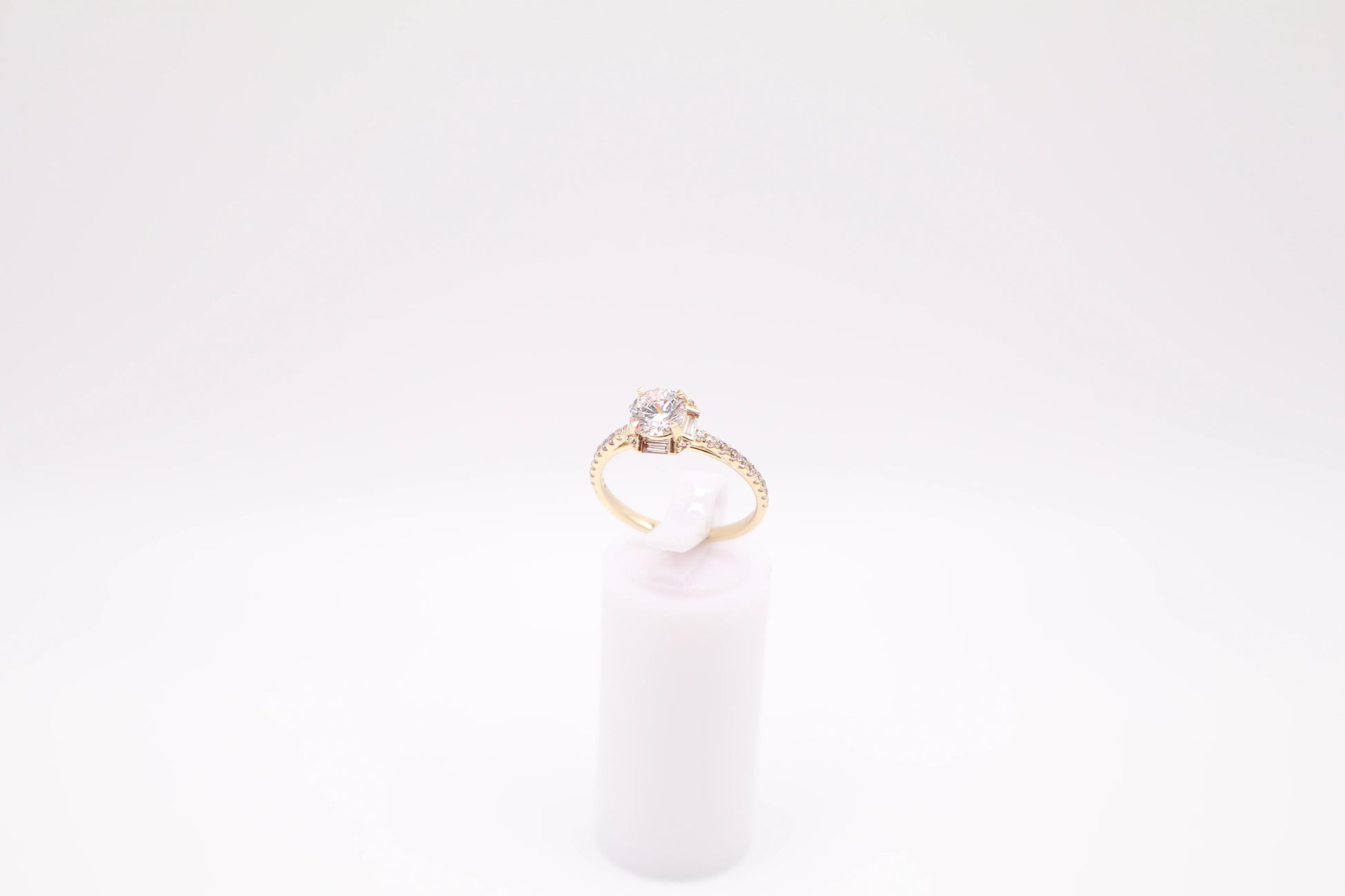 Size 7.5, 1.8mm White Stone Ring