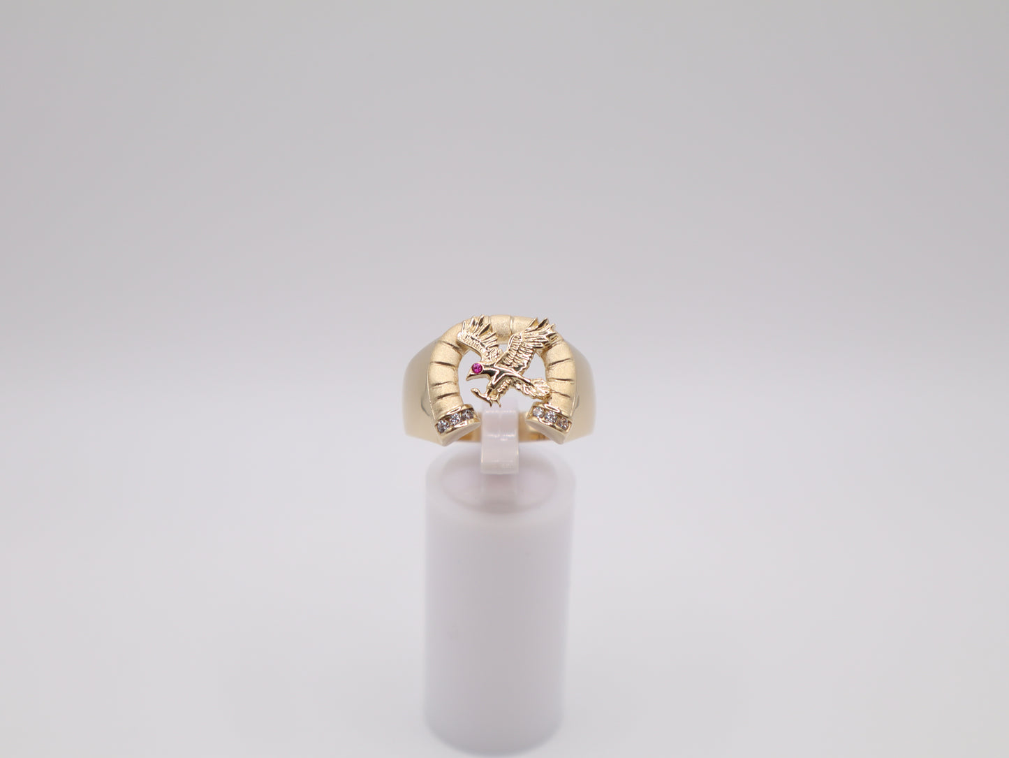 7.7g Size 12, 4.19mm Horseshoe X Eagle Ring