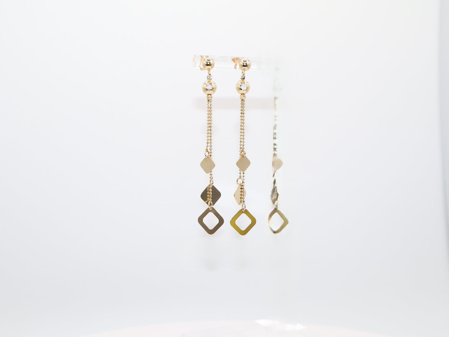 4g 2.75in, Contemporary Earrings