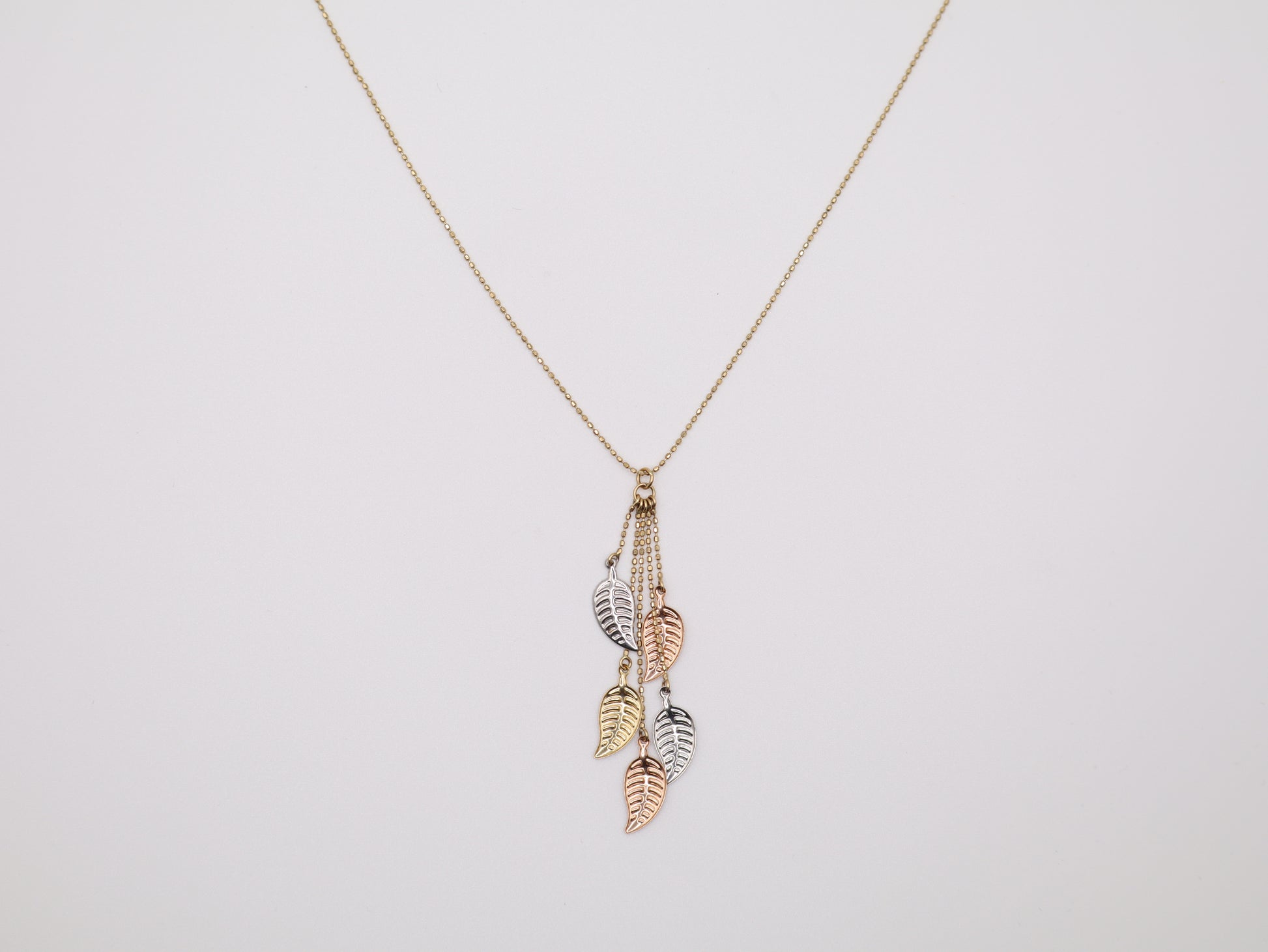16in, 1mm Necklace with Tri-color Leafs