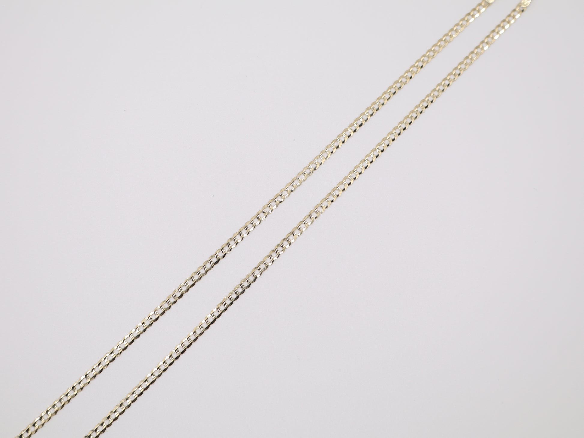 6.8g 24in, 3.19mm Curb-Cuban Chain