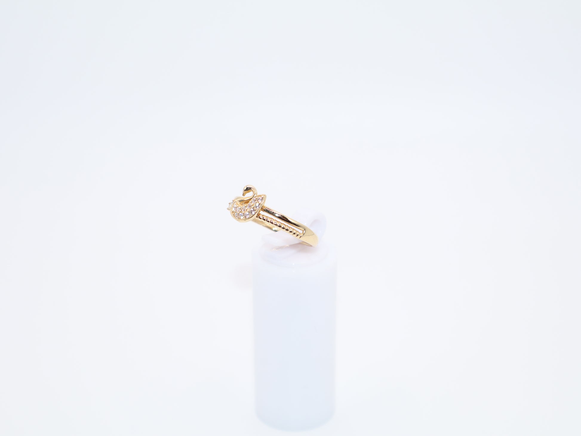 2.3g Size 9, 1.93mm Swan Ring