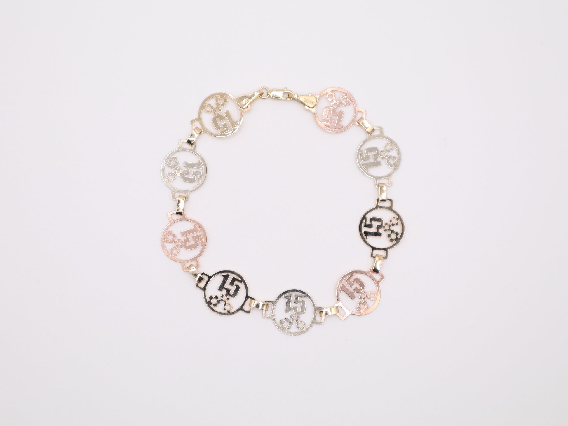 7" 11.7mm Quinceañera Bracelet
