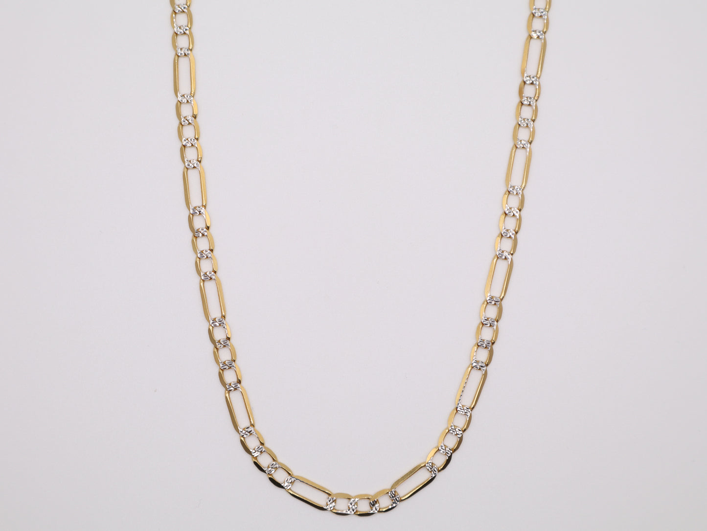 15.6g 22in, 4.77mm Figaro Chain