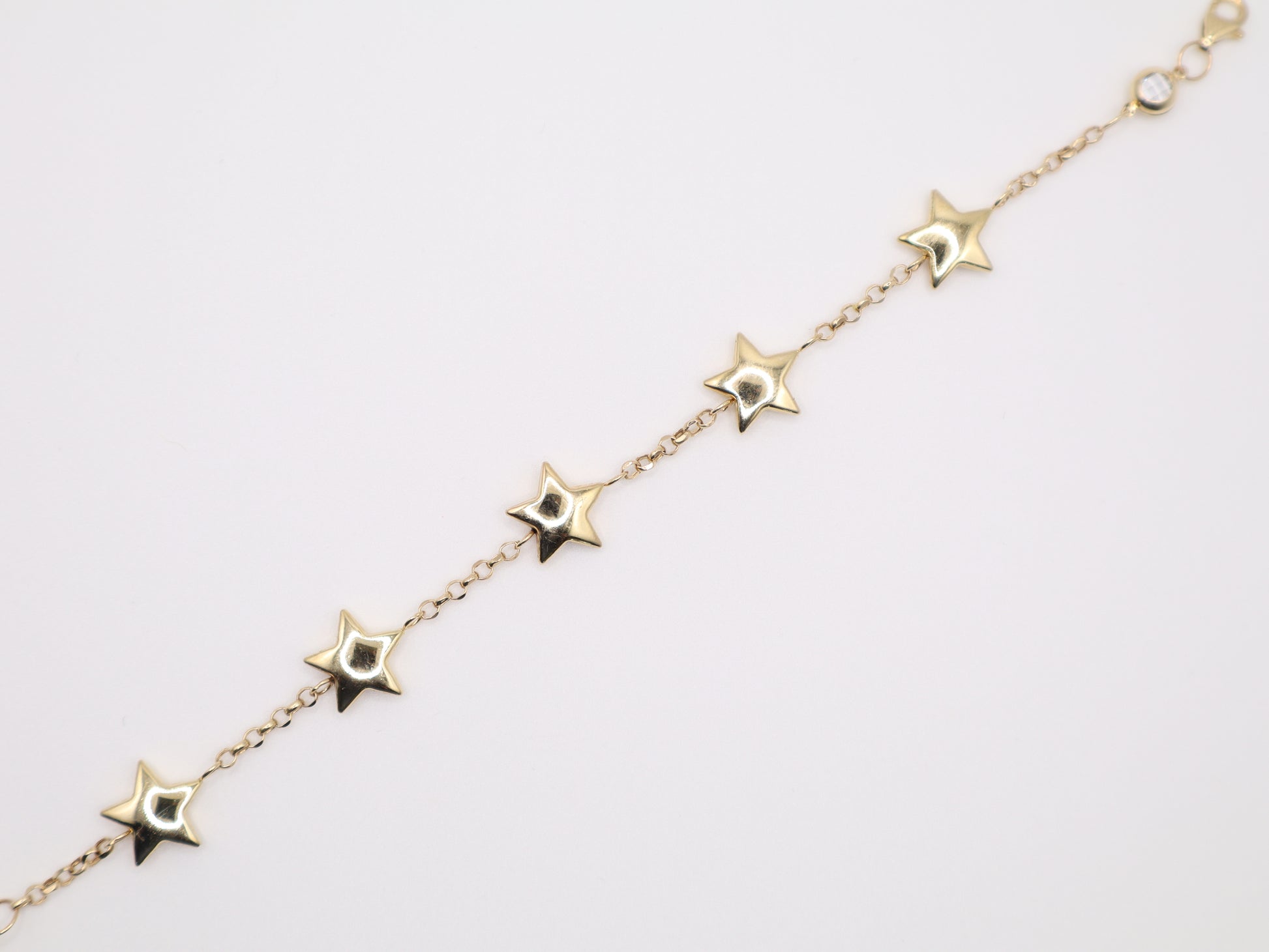 7" 11mm Star Charm Bracelet