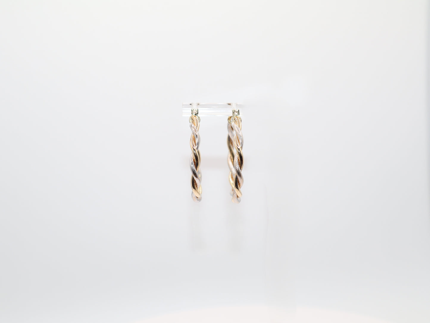 3g 1.5in, 3.7mm Hoop Earrings