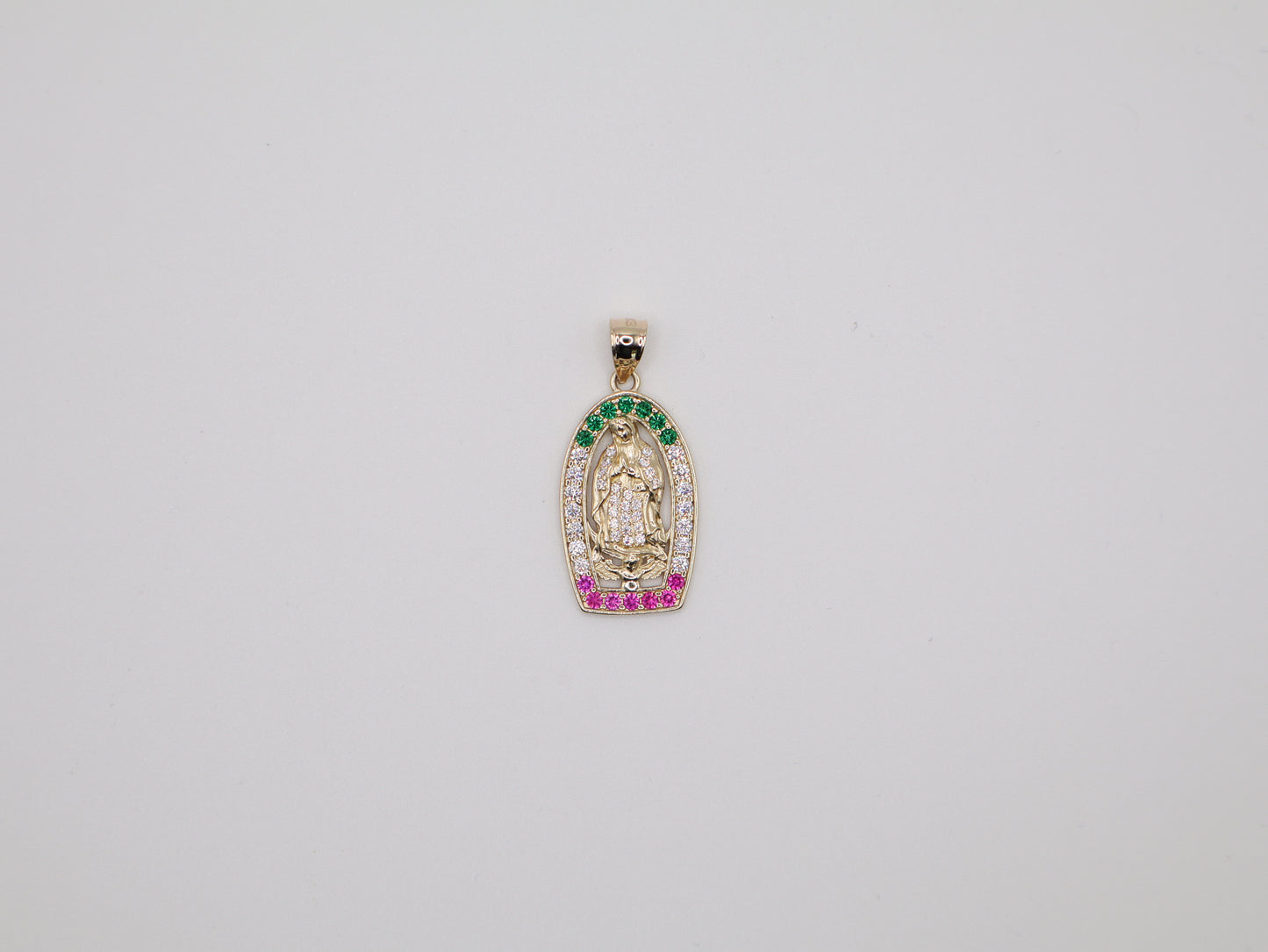 4g 1.37in, 16mm Green, White, Red Virgin Mary Pendant