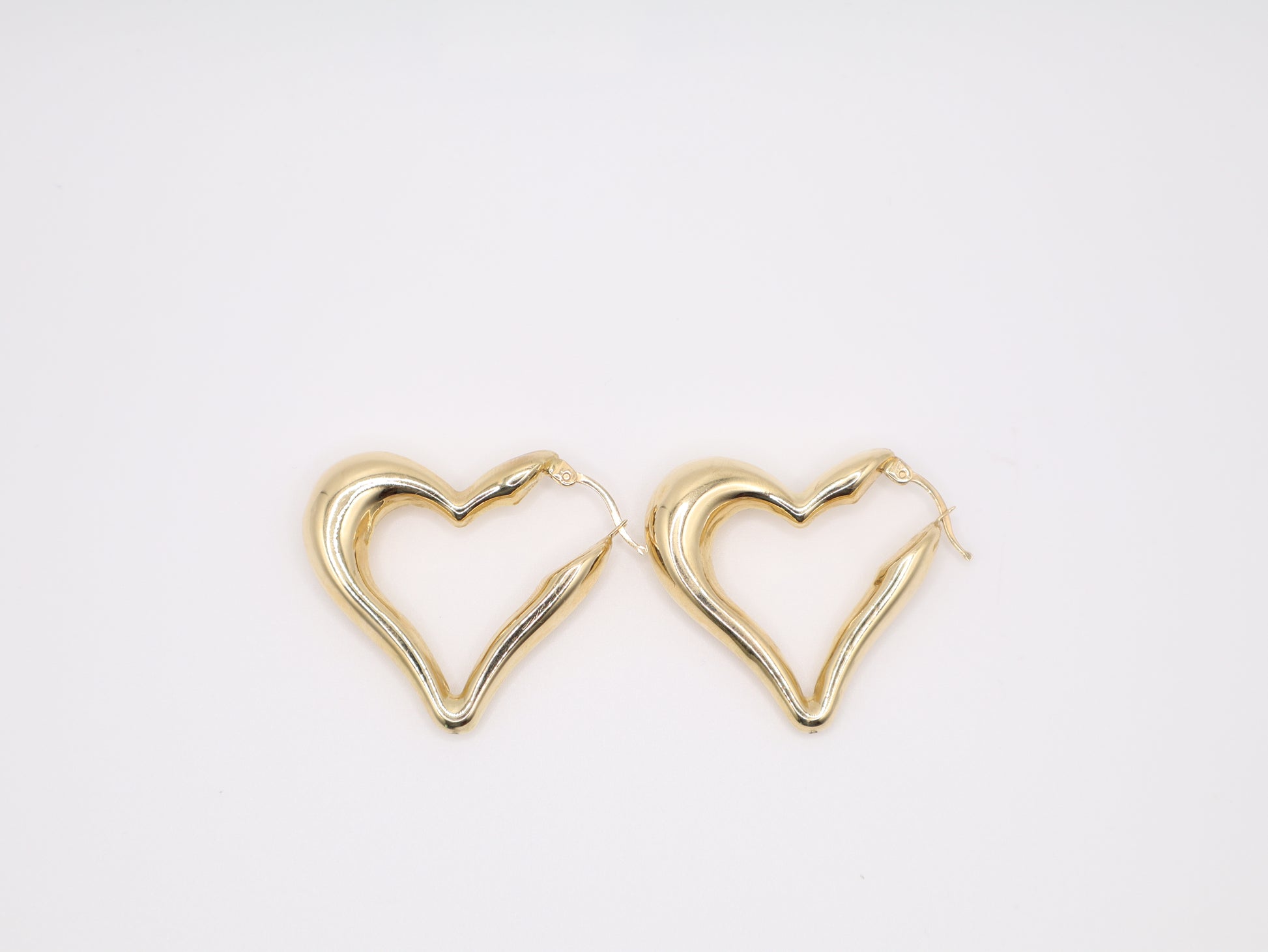 1.5" 8.5mm Heart Shaped Earings