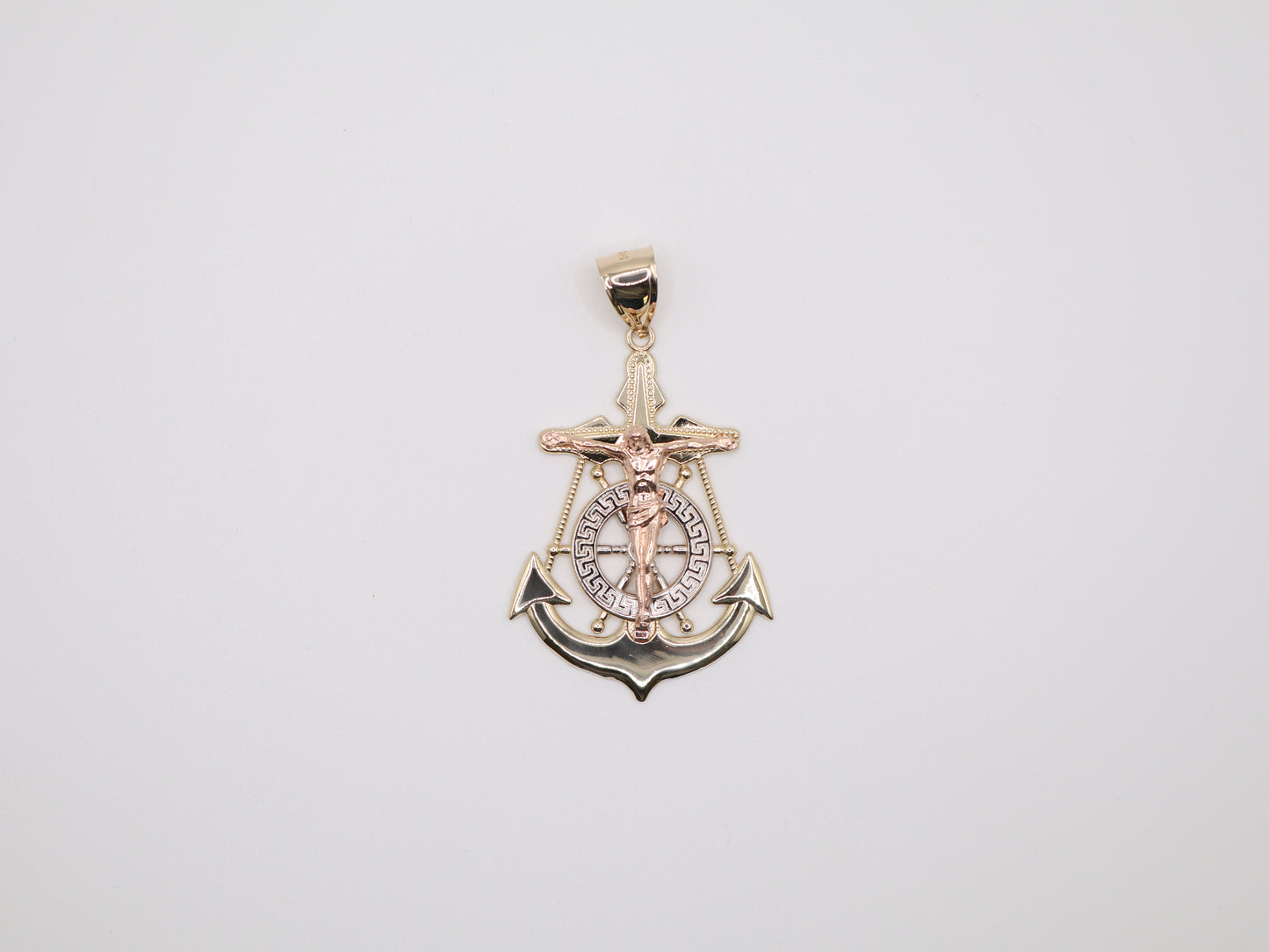 11.4g 2.62in, 38mm Christ on Anchor Pendant