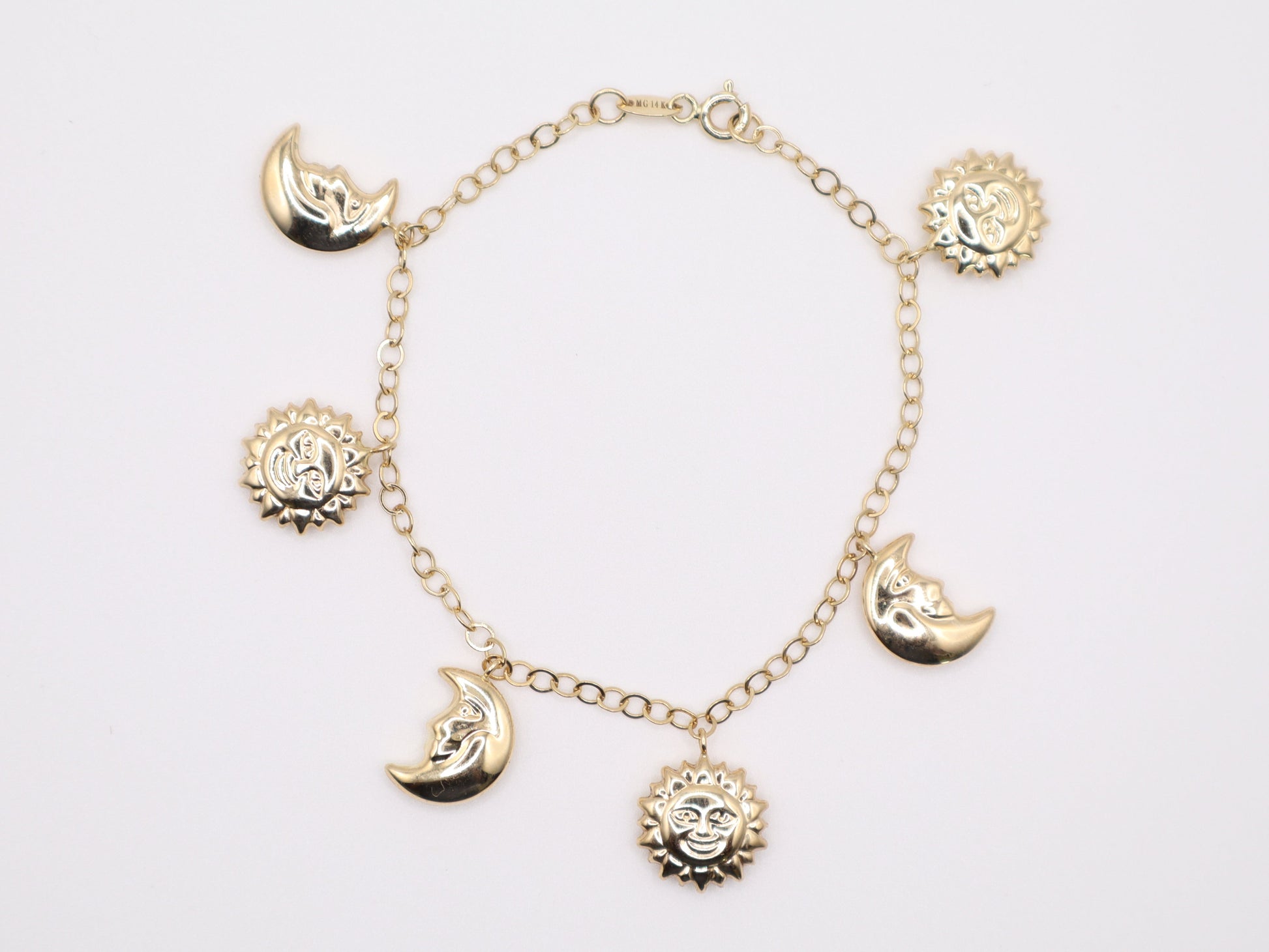7" 1mm Sun & Moon Bracelet