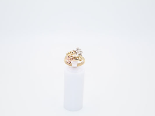 4.4g Size 6.5, 2.99mm Tri-Color Flower Ring