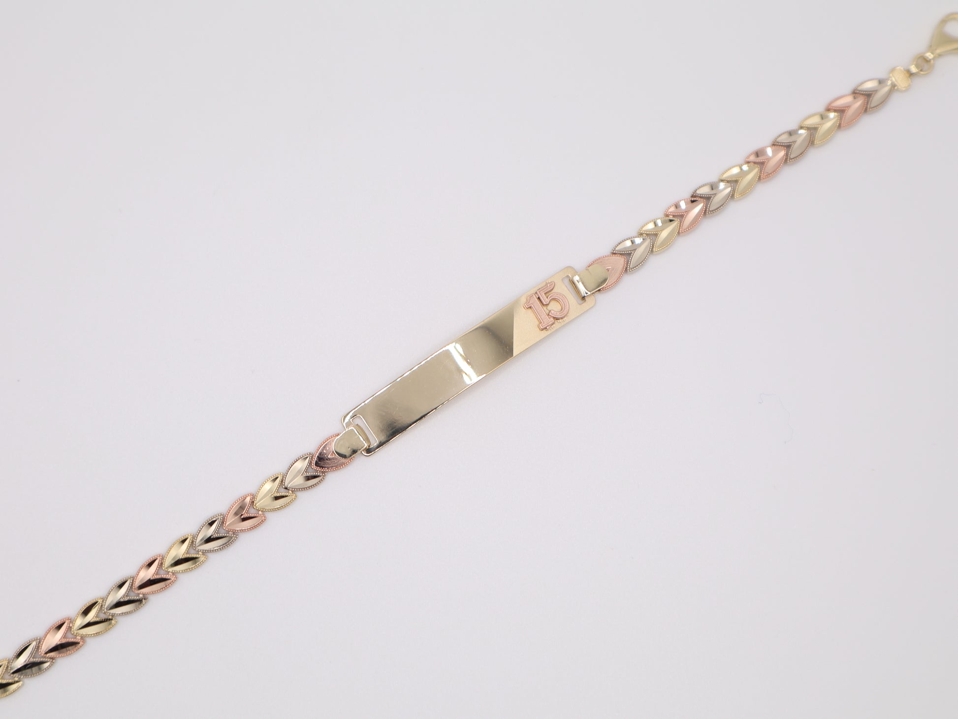 8.75" 7.65mm Quinceanera Plate Bracelet