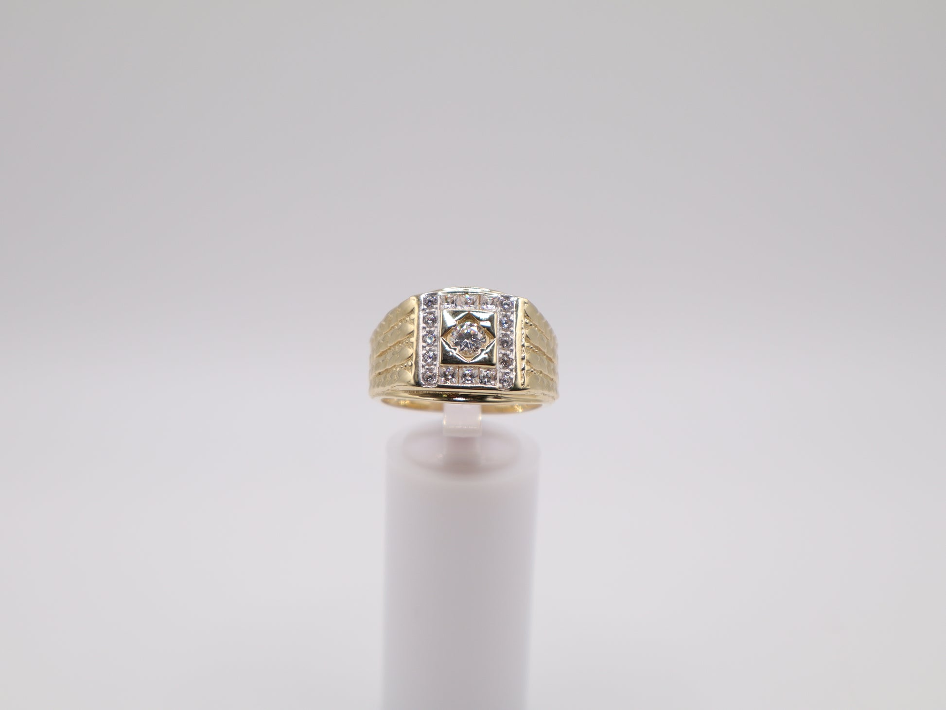 Size 10, 4mm White Stone Men's Rings