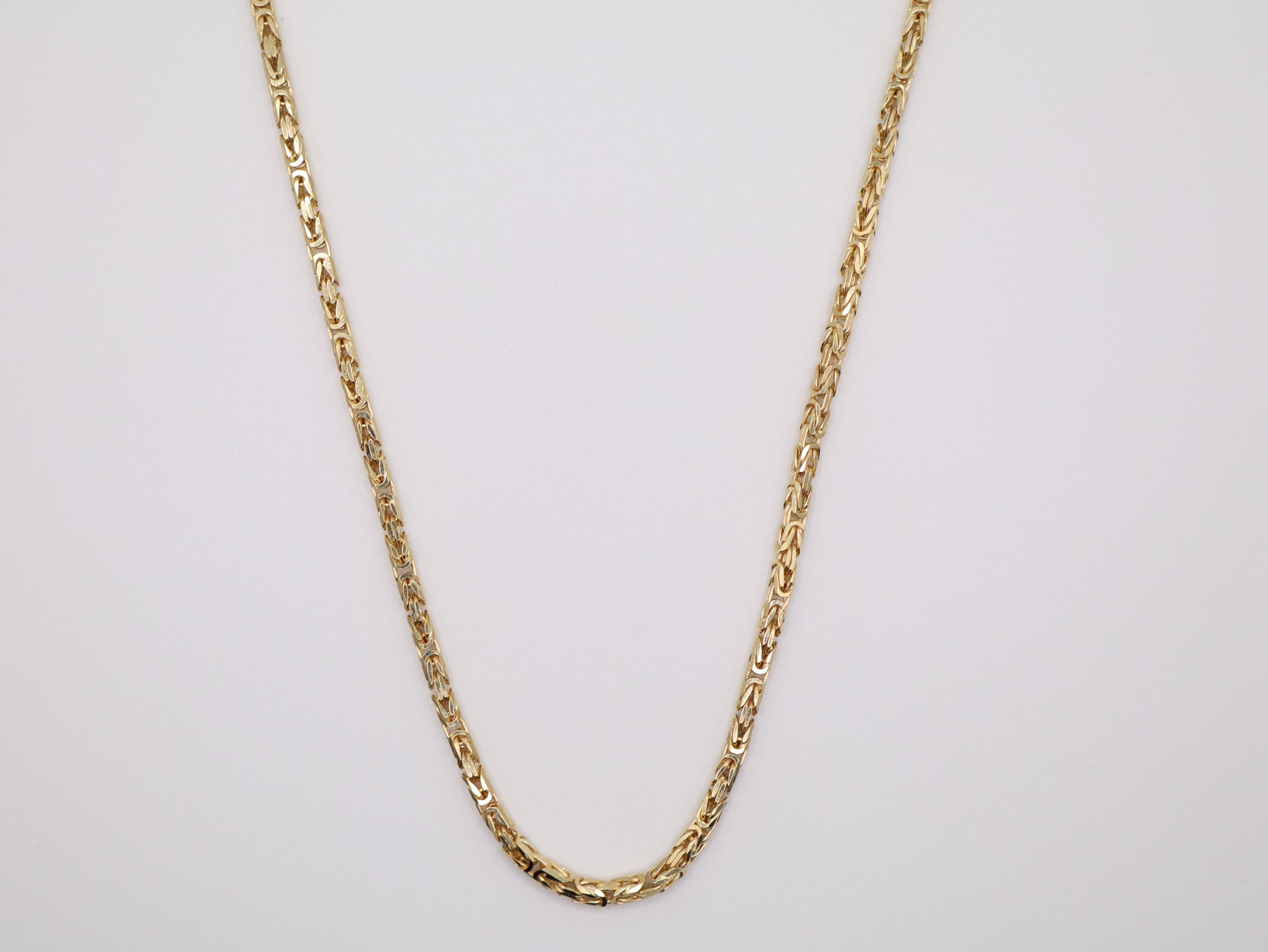 37.7g, 28in, 3mm Byzantine Chain