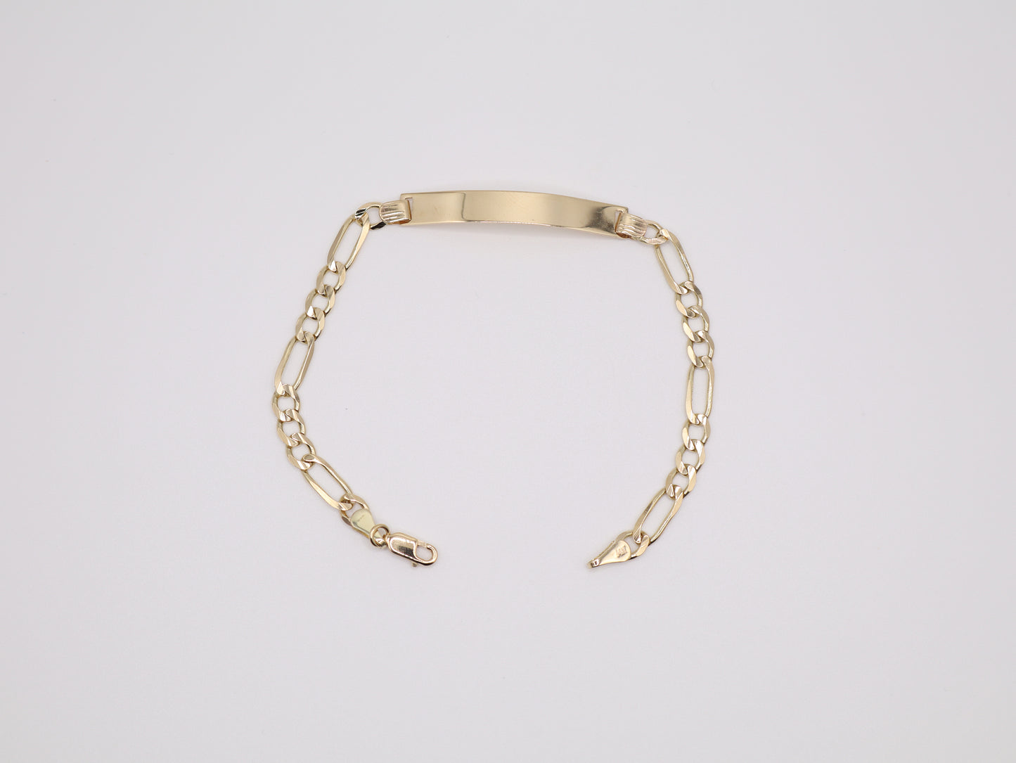7.5g, 8in, 6mm Figaro Plate Bracelet