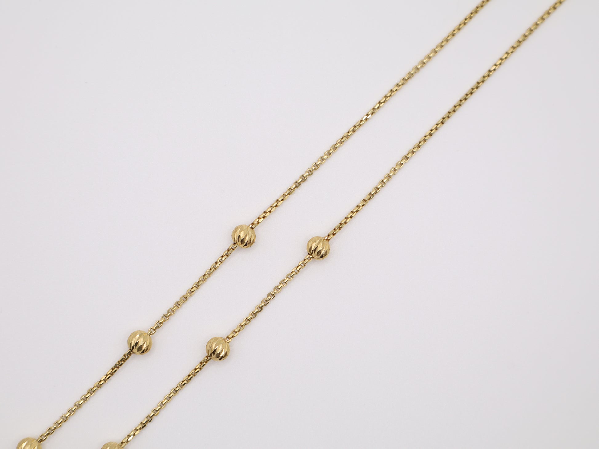 24in, 1.8mm Box Necklace W/ Gold Beads