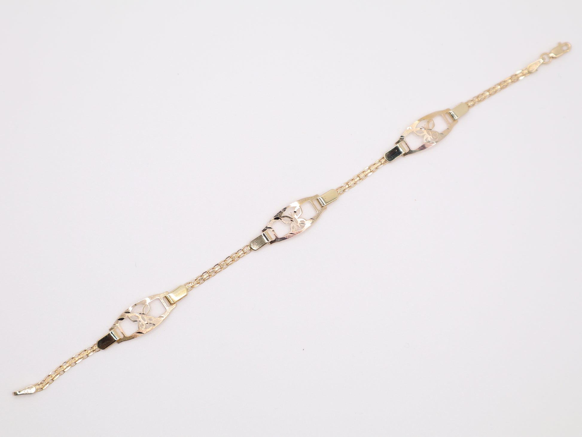 6.75" 7.8mm Butterfly Bracelet