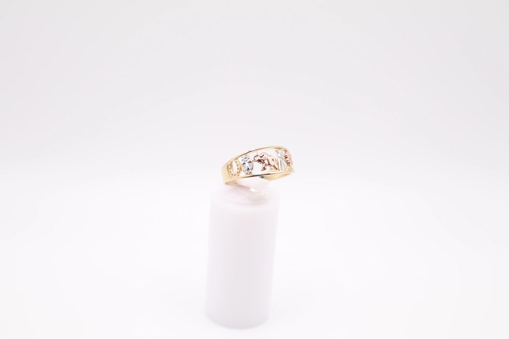 Size 8, 2mm Lucky Charm Ring