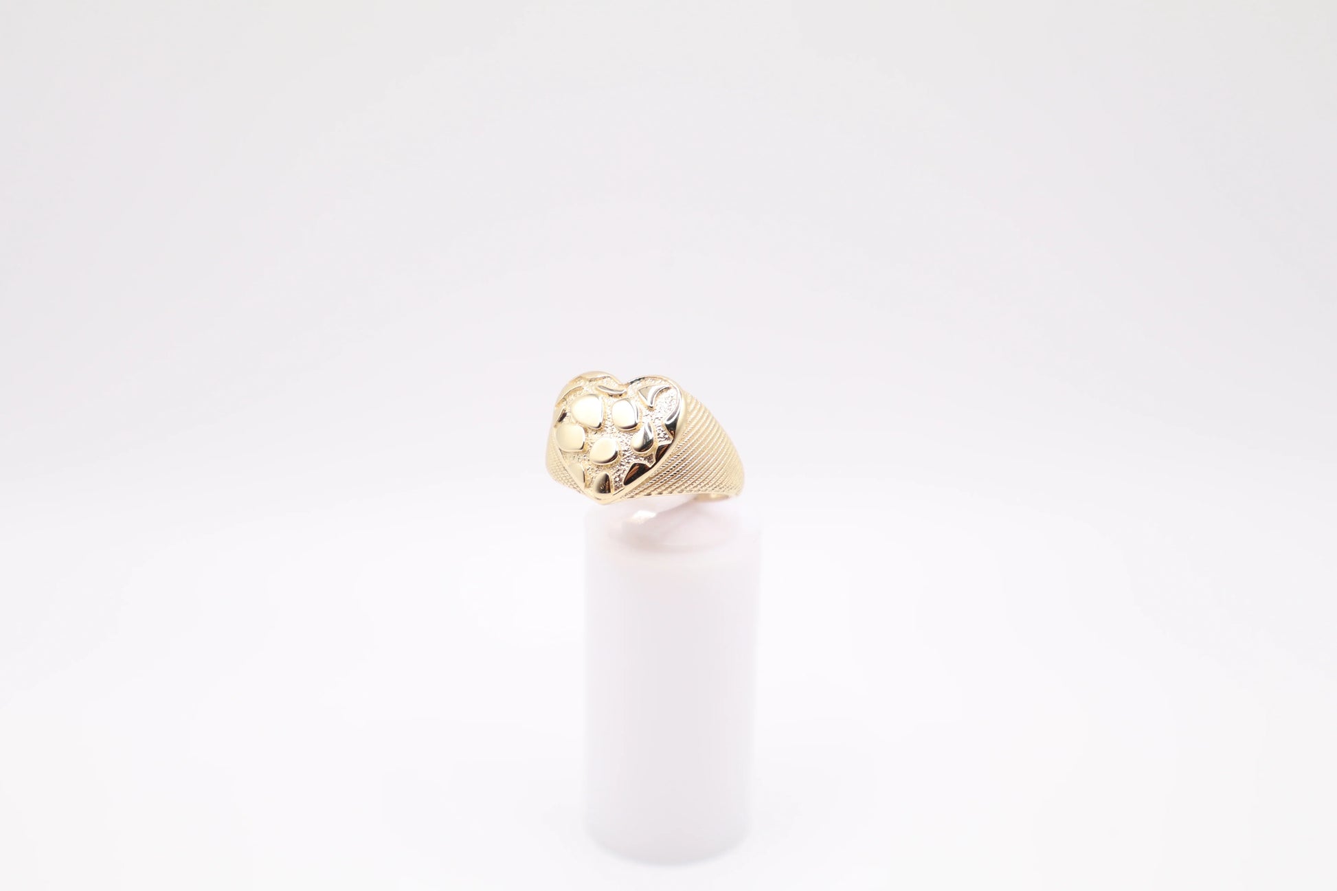 Size 8.5, 2.4mm Heart Nugget Ring