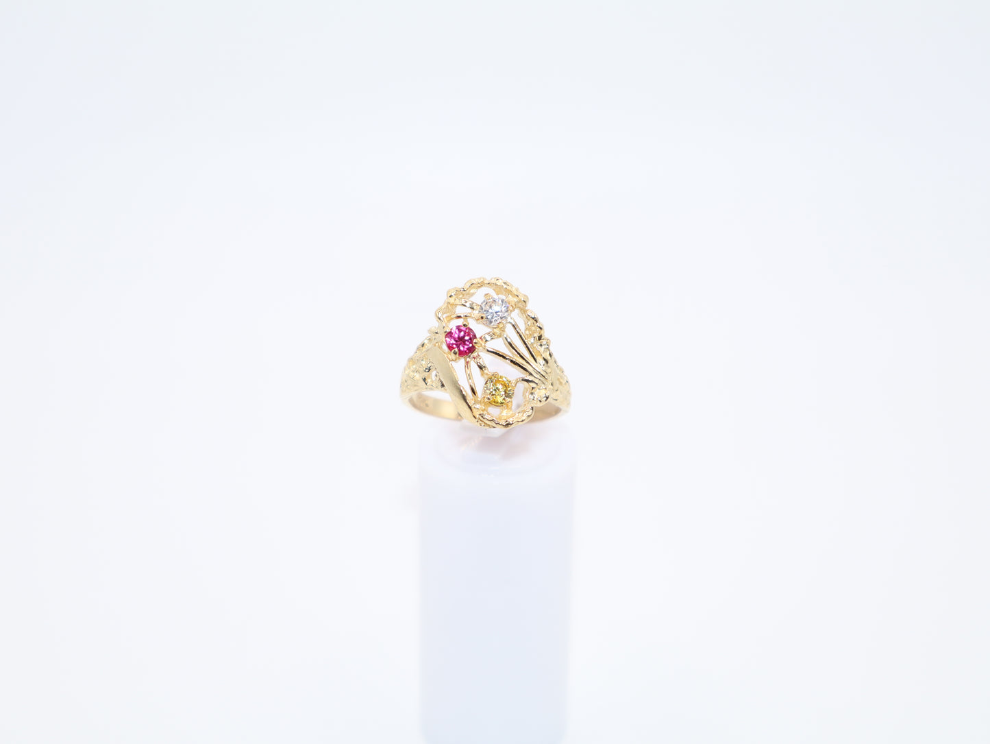4.5g Size 7.75, 2.48mm Contemporary Flower Ring