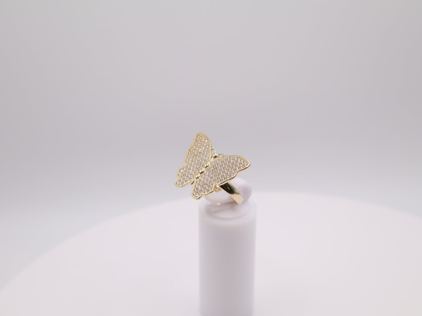 5.3g Size 7.25, 2.16mm Stone White Butterfly Ring