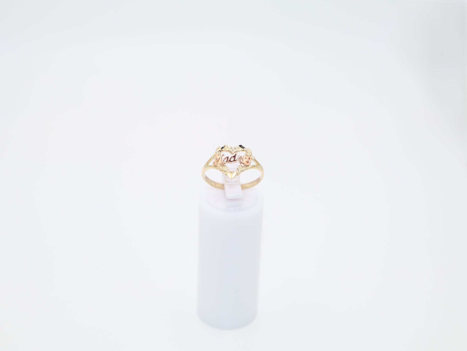 1.3g Size 6.75, 1.82mm "Madre" Heart Ring