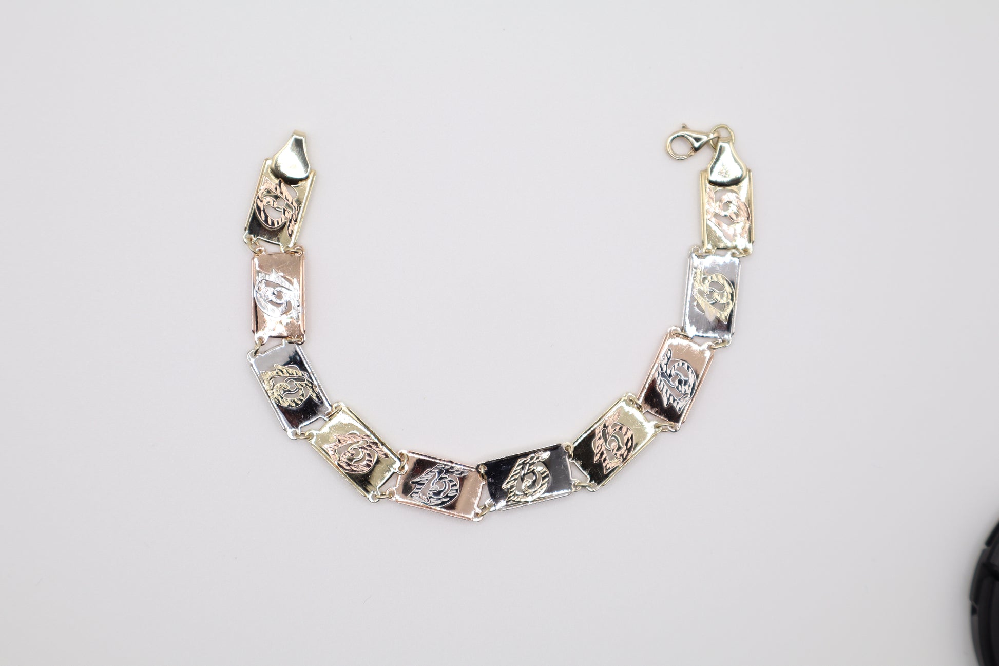 7.5" 8.8mm Tri-Color Quinceanera Bracelet