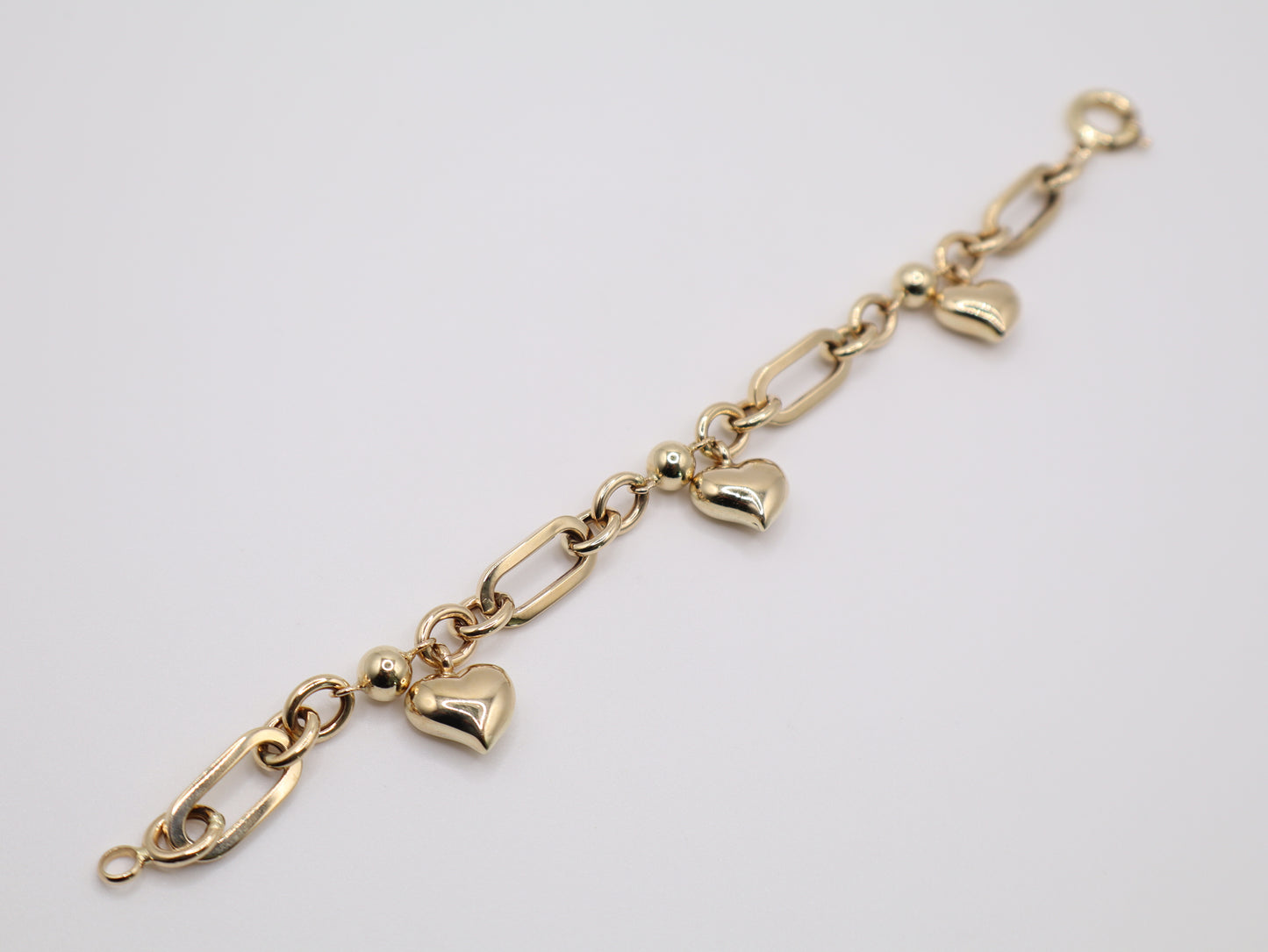 8.9g, 7in, 8.02mm Heart Bracelet