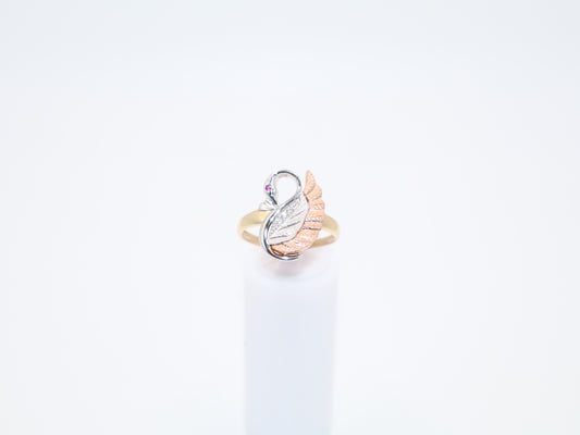3.4g Size 8, 1.93mm Tri-Color Swan Ring