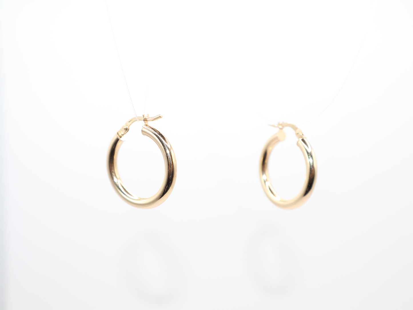 0.875" 2.9mm Hoop Earings