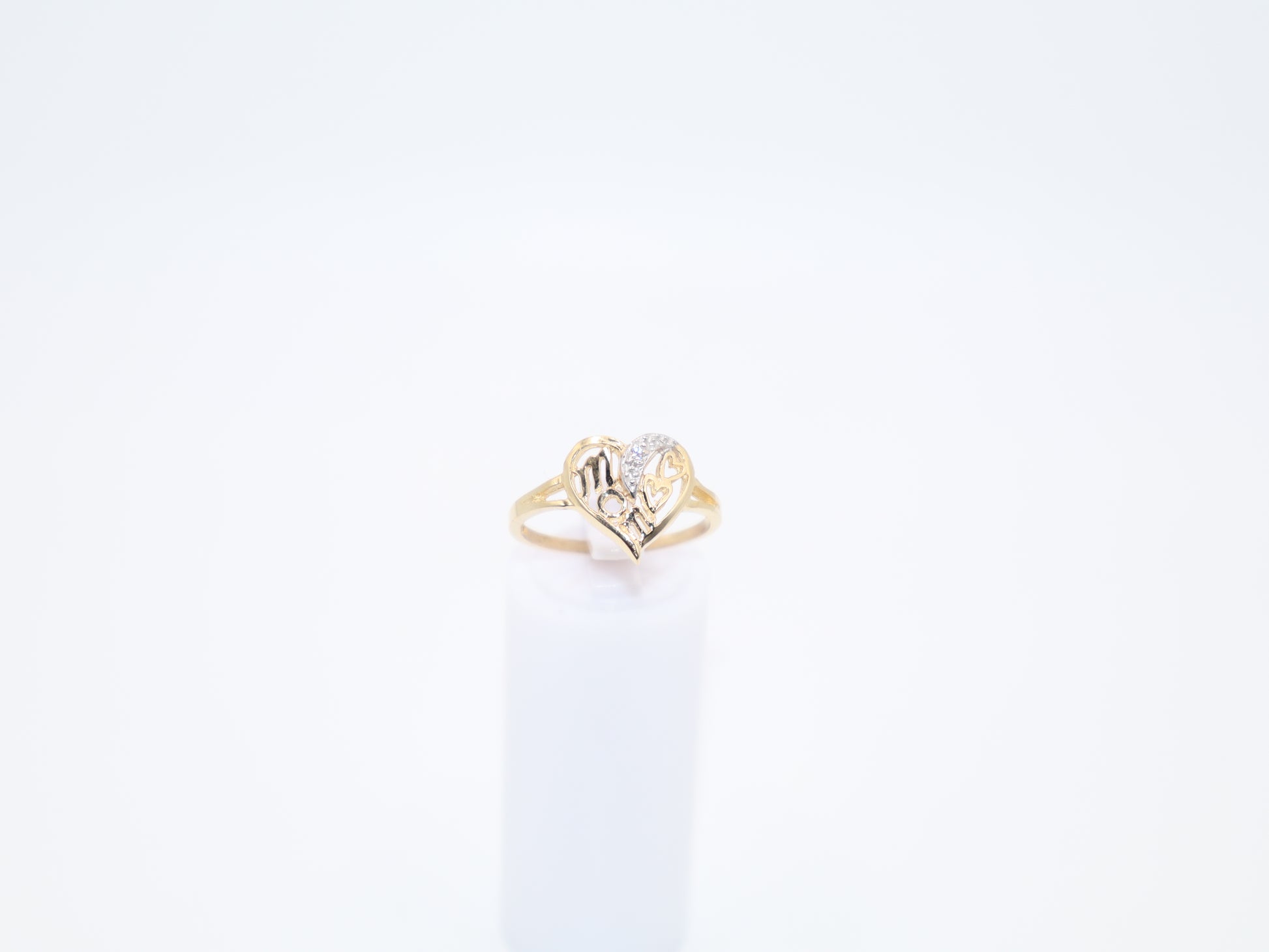 2g Size 7, 1.32mm Contemporary Ring