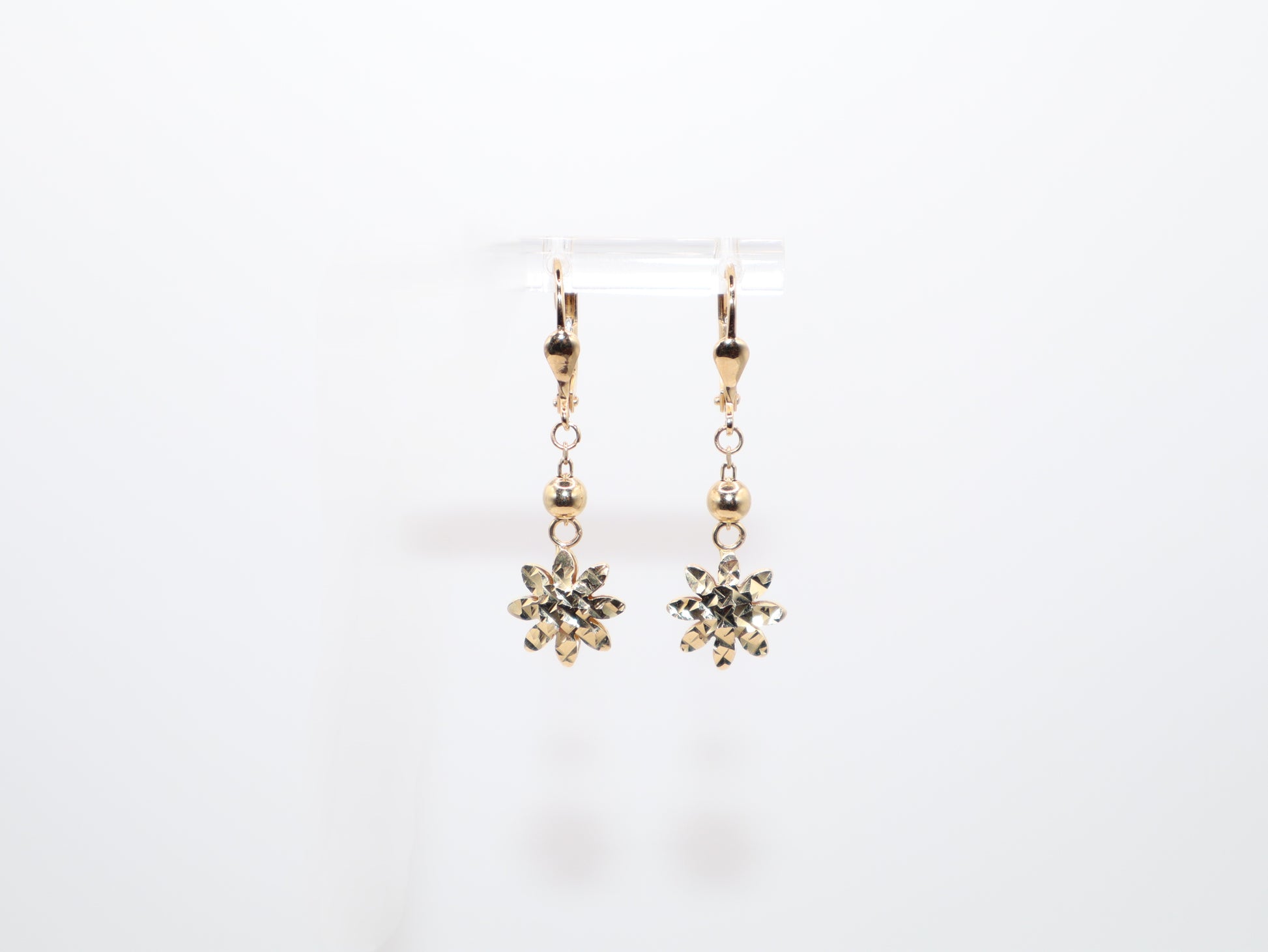 1.375in,Flower Dangle Earrings